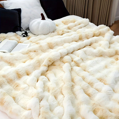Ultra-Soft Faux Rabbit Fur Blanket